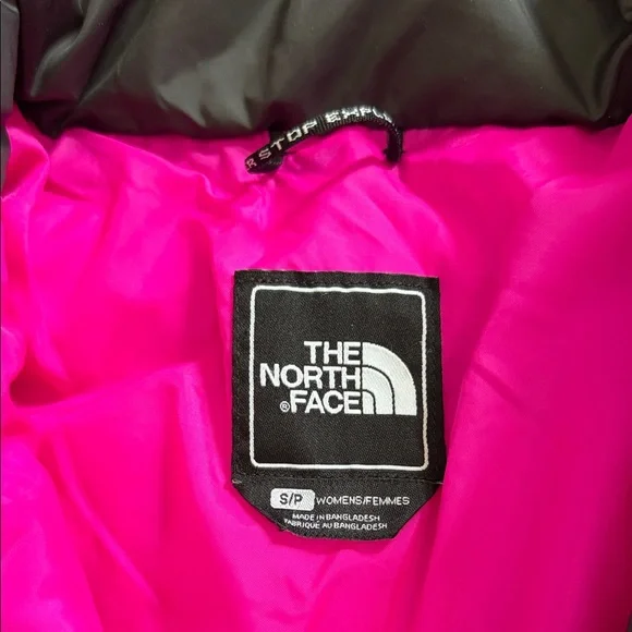 The North Face Black Puffer Jacket with Pink Lining - Picture 2 of 15
